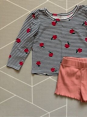 Little Co|Baby girl/toddler cute set-striped apple long sleeve & biker shorts•••
